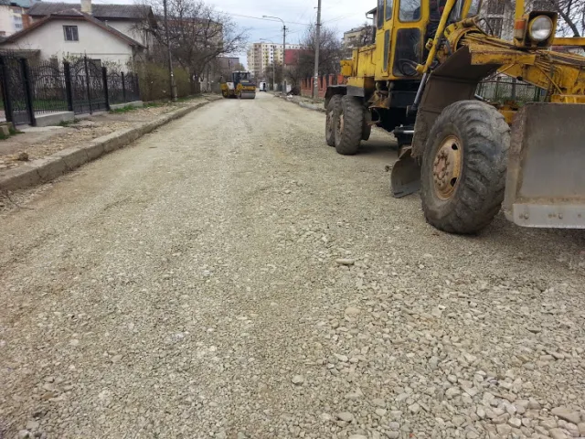 У Франківську по вулиці Кисілевської проводять капітальний ремонт дроги (фото) — фото 5