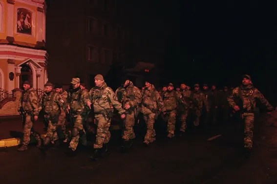 У Франківську зустрічали зведений загін правоохоронців з зони АТО (фото+відео) — фото 6