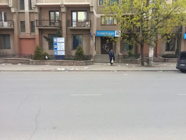 Мешканці Івано-Франківська нарікають на засміченість міста (фото) — фото 2