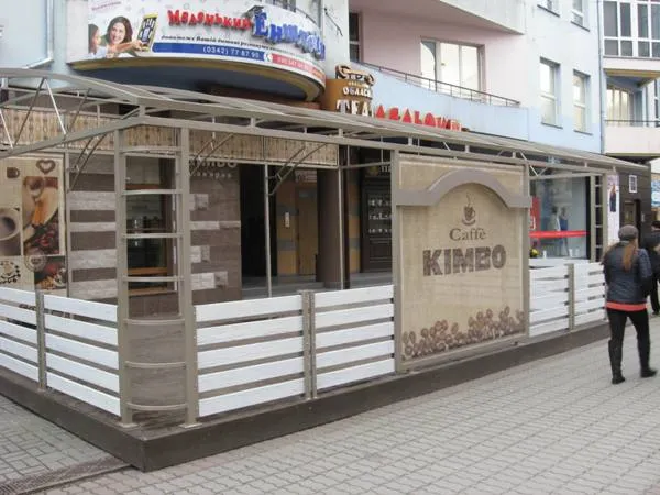 В місті триває встановлення літніх майданчиків (фото) — фото 2