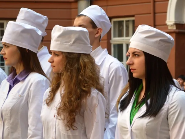 Майбутні військові медики присягнули на вірність українському народу (фото) — фото 4