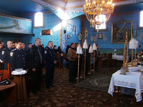 Правоохоронці вшанували пам'ять убитого колеги (фото) — фото 1