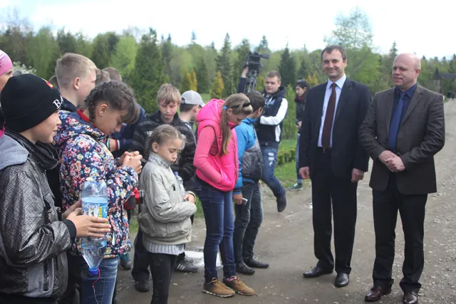 Діти з Херсонщини відпочили на Прикарпатті (фото) — фото 5