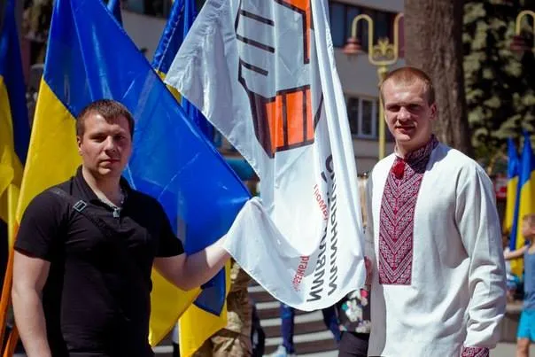 В Івано-Франківську проходив марафон віджимань (фото) — фото 5