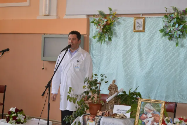 Сьогодні пройшла урочиста посвята молодих медичних сестер (фото) — фото 2