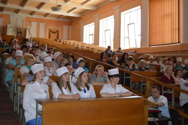 Сьогодні пройшла урочиста посвята молодих медичних сестер (фото) — фото 5