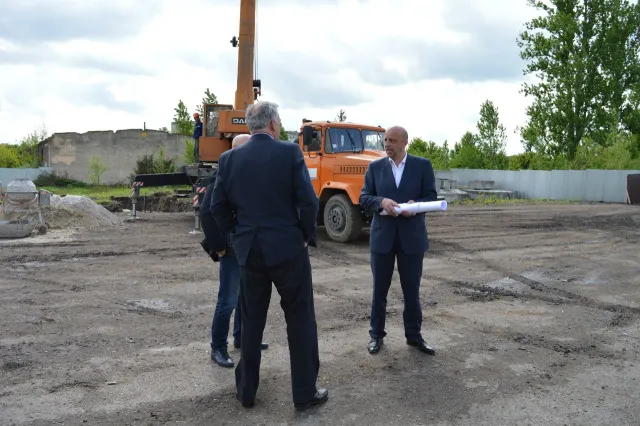 У Франківську почали зводити дитячий садок з енергозберігаючими сонячними панелями (фото) — фото 1
