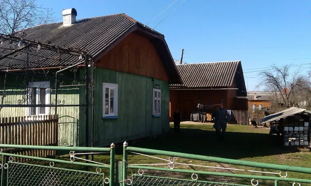 Родина загиблого добровольця Ігоря Денисіва не може поділити матеріальну допомогу (фото) — фото 2