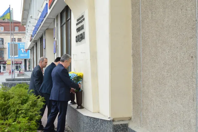У Франківську відзначили День Героїв (фото) — фото 2