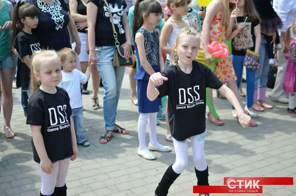 У Франківську розпочалася "Республіка дитинства" (фото) — фото 1