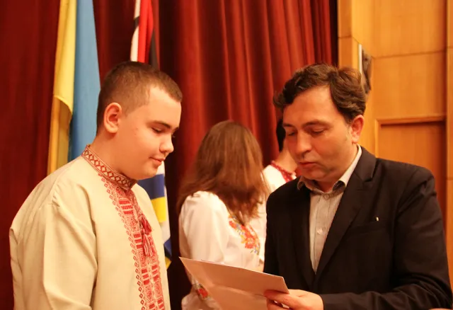 У Франківську  відбулось свято-зустріч з обдарованою молоддю «Ми - надія твоя, Україно!» (фото) — фото 4
