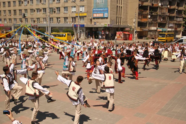 В Івано-Франківську відбувся відкритий обласний фестиваль «Арканове коло» (фото) — фото 15