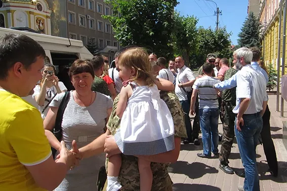 До Франківська з зони АТО повернувся загін міліціонерів (фото) — фото 2