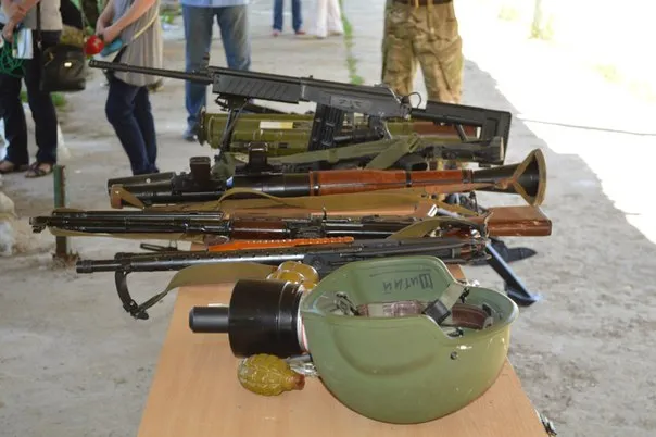 Бійці батальйону "Івано-Франківськ" навчали журналістів стріляти (фото+відео) — фото 5
