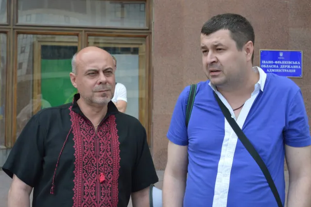 У Франківську протестували проти підняття тарифів на комунальні послуги (фото) — фото 6