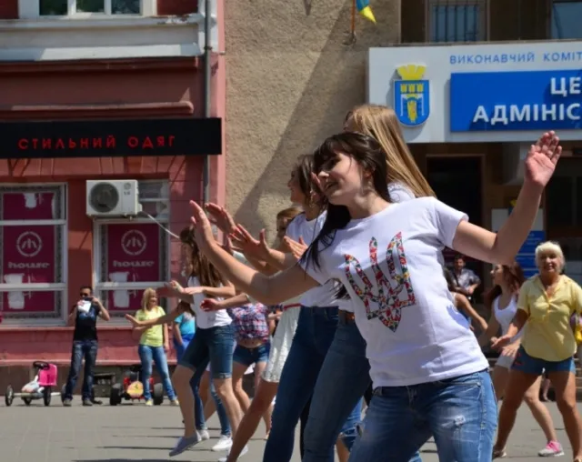 В Івано-Франківську пройшов весільний фестиваль (фото+відео) — фото 2