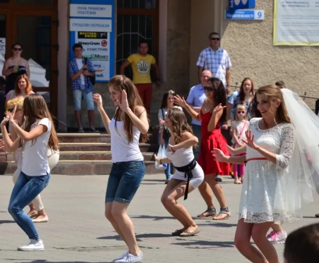 В Івано-Франківську пройшов весільний фестиваль (фото+відео) — фото 3