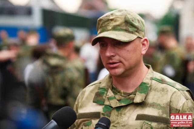 Бійці батальйону “Івано-Франківськ” вирушили у зону АТО (фото) — фото 11