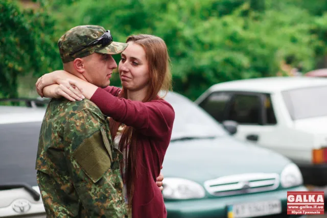 Бійці батальйону “Івано-Франківськ” вирушили у зону АТО (фото) — фото 18