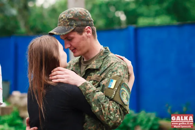 Бійці батальйону “Івано-Франківськ” вирушили у зону АТО (фото) — фото 19