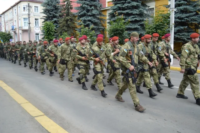 До Франківська з зони АТО повернулася група правоохоронців (фото) — фото 1