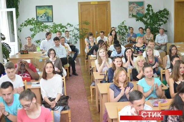 Франківські студенти вивчатимуть "Міжнародний туризм" (фото) — фото 8