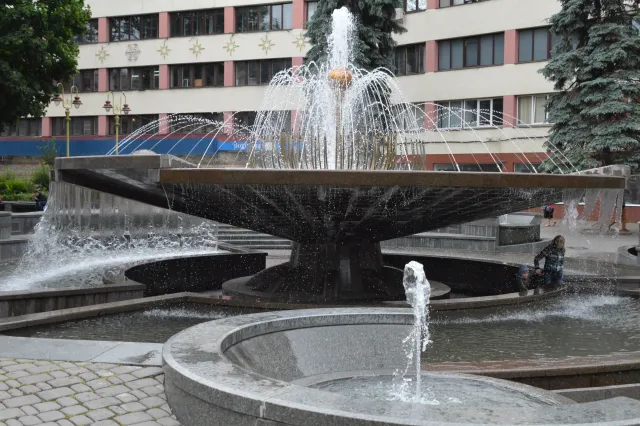 Саєвич підтвердив аварійність головного фонтану Франківська (фото) — фото 3