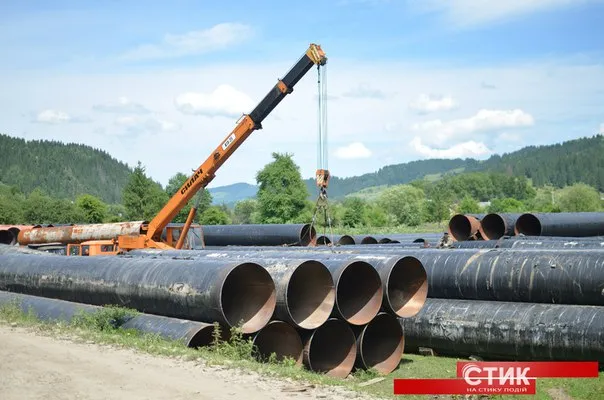 На Прикарпатті протестують проти будівництва чергової міні-ГЕС (фото+відео) — фото 1