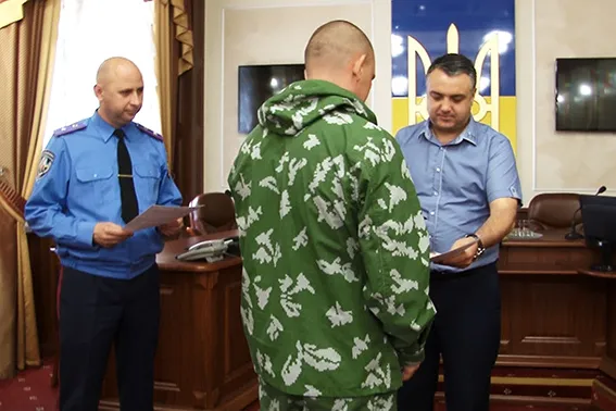 Працівники спецпідрозділу «Сокіл» повернулись із зони АТО (фото) — фото 1
