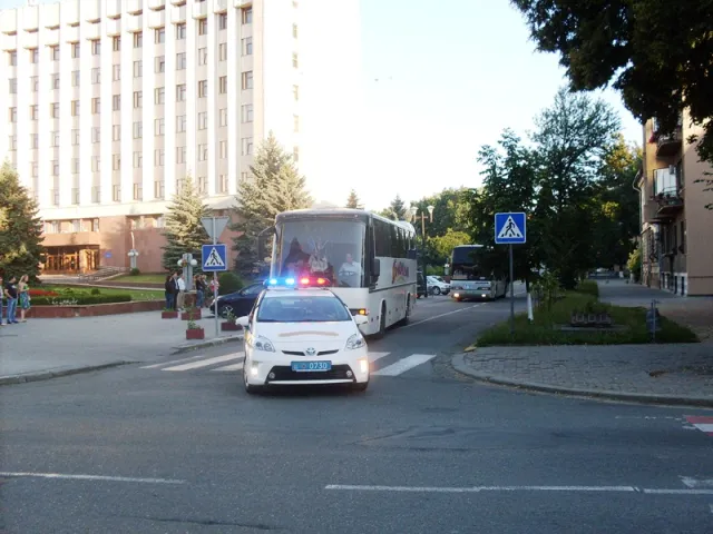 Діти бійців АТО Прикарпаття відправилися на відпочинок на Херсонщину (фото) — фото 10