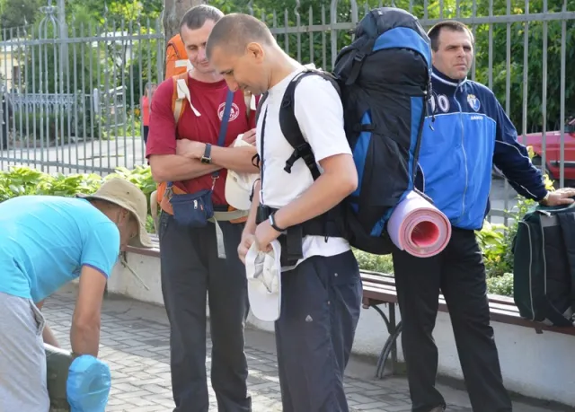 Франківська молодь розпочала свій шлях до Зарваниці (фото) — фото 2