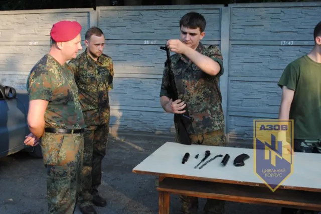 У Франківську відбувся вишкіл волонтерів Цивільного Корпусу "Азов" (фото) — фото 2
