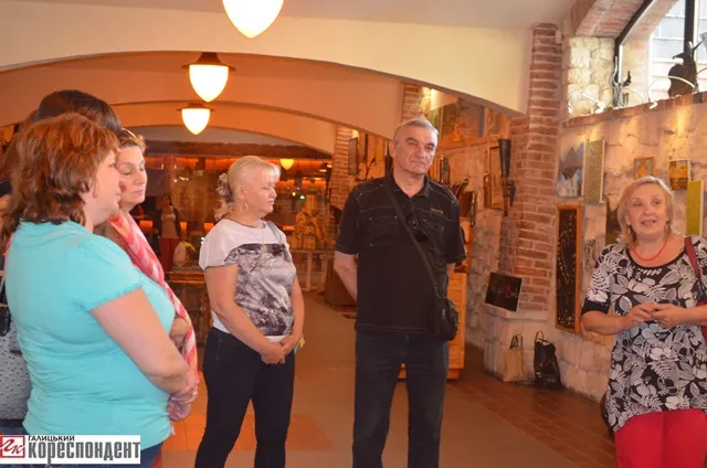 Франківчанка відкрила власну виставку картин у "Бастіоні" (фото) — фото 6