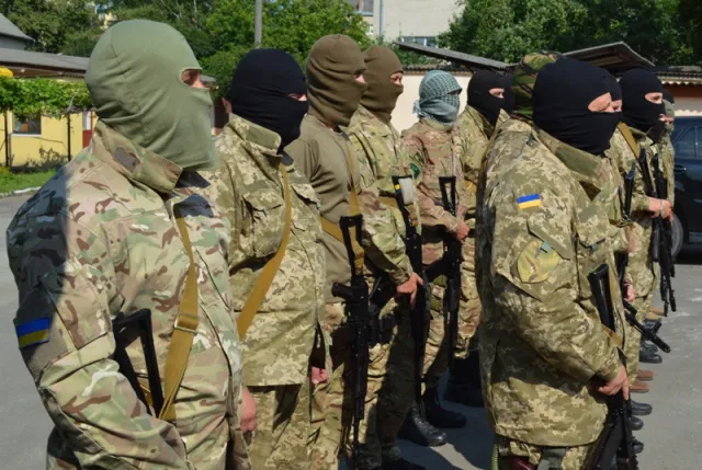 Співробітники СБУ повернулися з зони АТО (фото) — фото 9