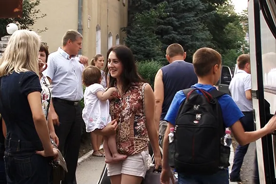 На відпочинок до Коблево відправилися родини загиблих правоохоронців (фото) — фото 4