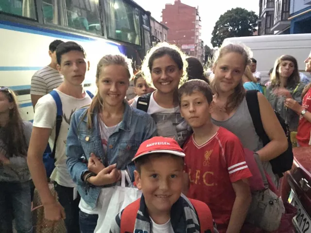 Діти бійців АТО повернулись з відпочинку в Угорщині (фото) — фото 2