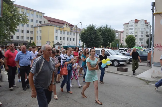 До Франківська з зони АТО повернувся зведений загін прикарпатської міліції (фото) — фото 14