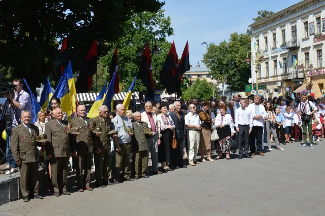 У Франківську відбулися урочистості з нагоди святкування Дня Незалежності (фото) — фото 2