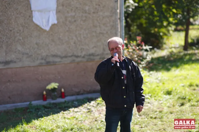 У Франківську відкрили меморіальну дошку бійцю АТО Андрію Барасюку (фото) — фото 4