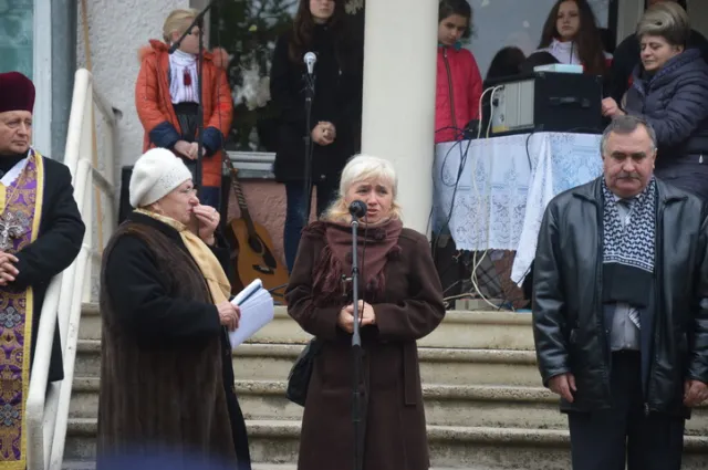 На Прикарпатті відкрили меморіальну дошку загиблому в АТО Ярославу Костишину (фото) — фото 3