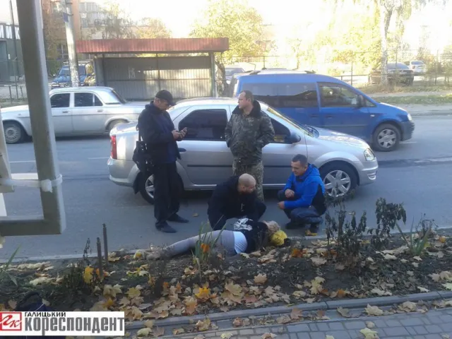 У Франківську автомобіль збив пішохода (фото) — фото 1