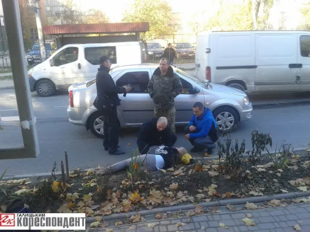 У Франківську автомобіль збив пішохода (фото) — фото 2