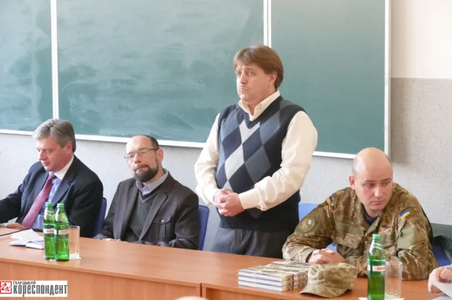 В Івано-Франківську презентували “Велику війну у маленькому місті” (фото) — фото 7