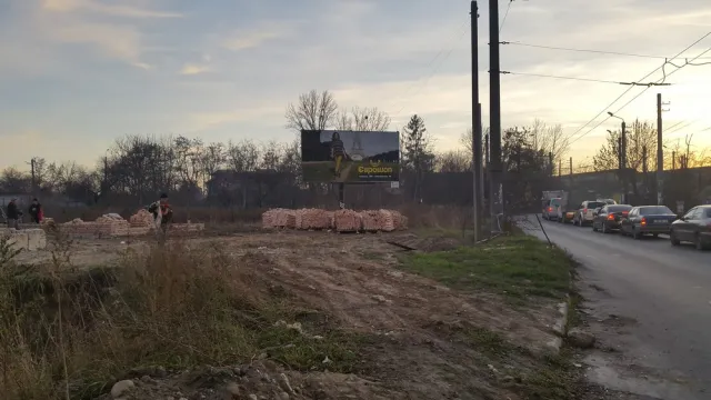 У Франківську чергове незаконне будівництво (фото) — фото 3
