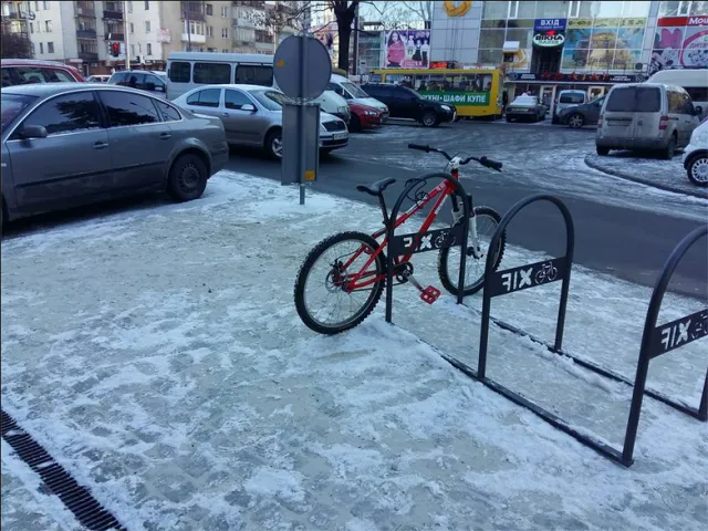 В Ивано-Франковске обустроили еще один "островок безопасности" (фото) — фото 1