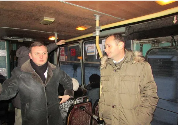 Нещодавно міський голова Івано-Франківська Руслан Марцінків знову перевірив стан прибирання вулиць міста (фото) — фото 1