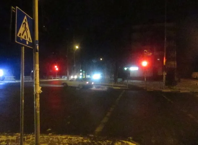 На одній із вулиць Івано-Франківська не працює світлофор (фото) — фото 2