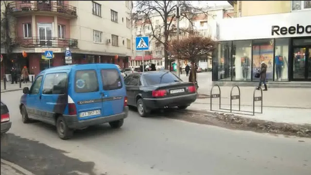 Франківські водії не перестають дивувати своїм хамством на дорогах (фото) — фото 1