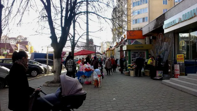В Франковске милиция взялась за стихийную торговлю — фото 3