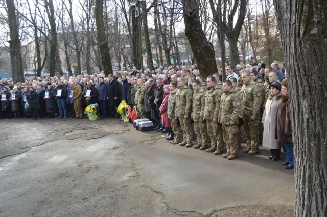 В Ивано-Франковске почтили очередную годовщину вывода войск из Афганистана — фото 10